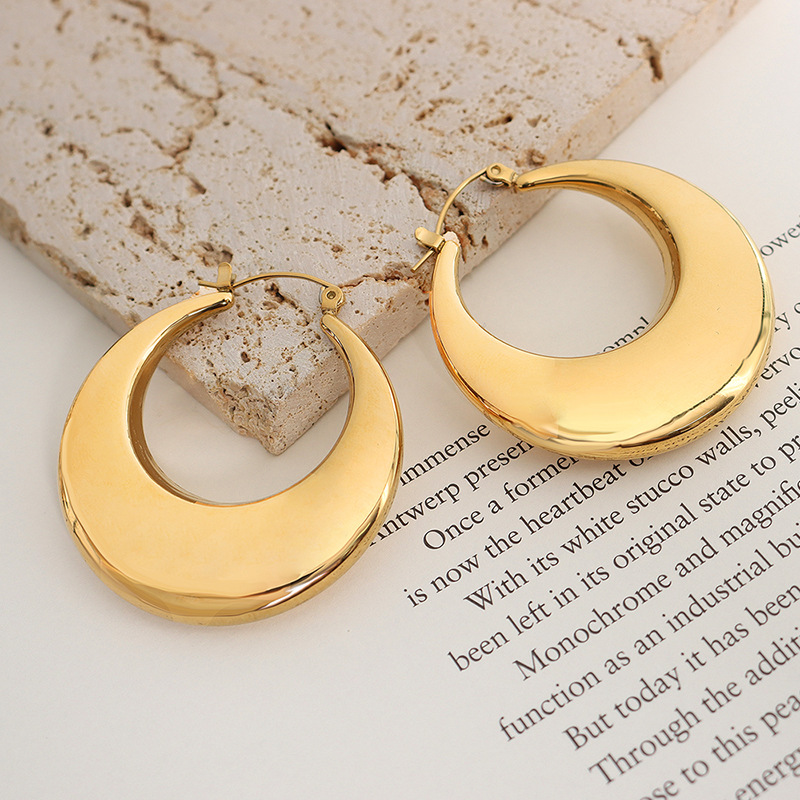 Luna Hoops